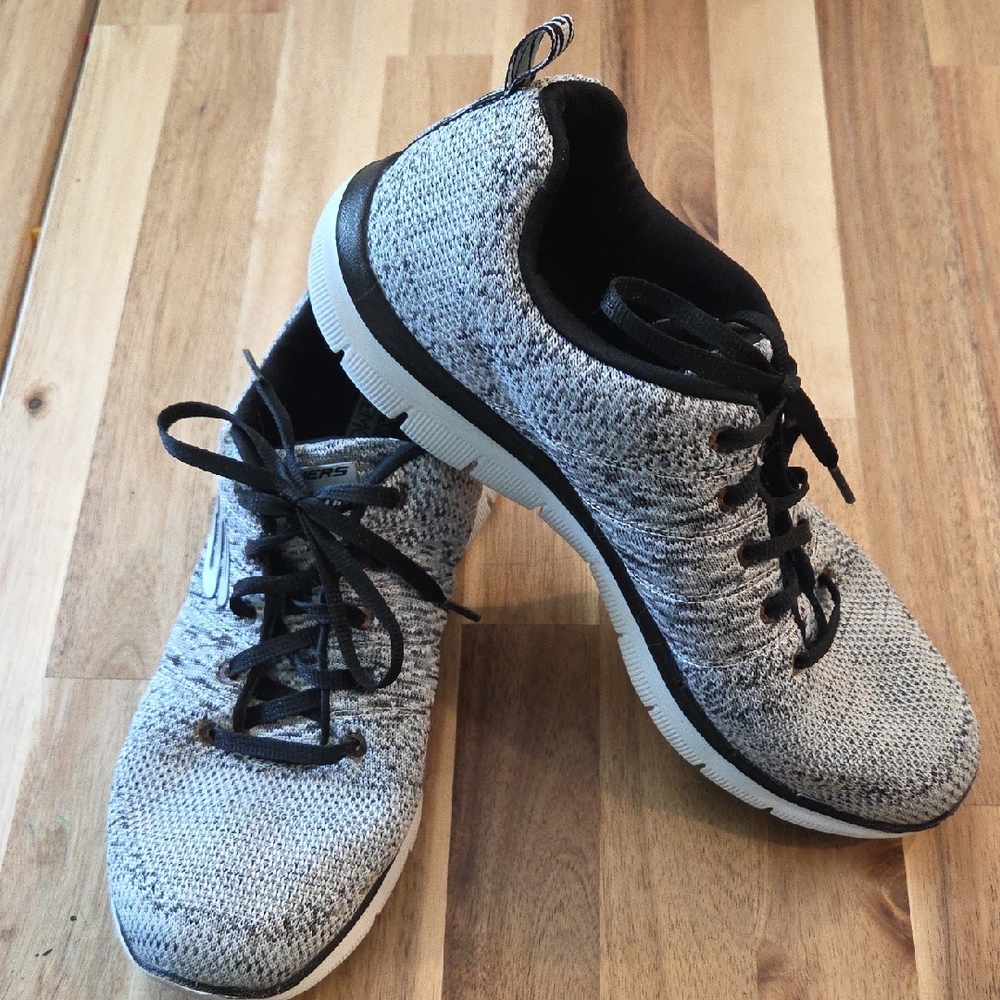 Skechers Gray and Black Knit Athletic Shoes